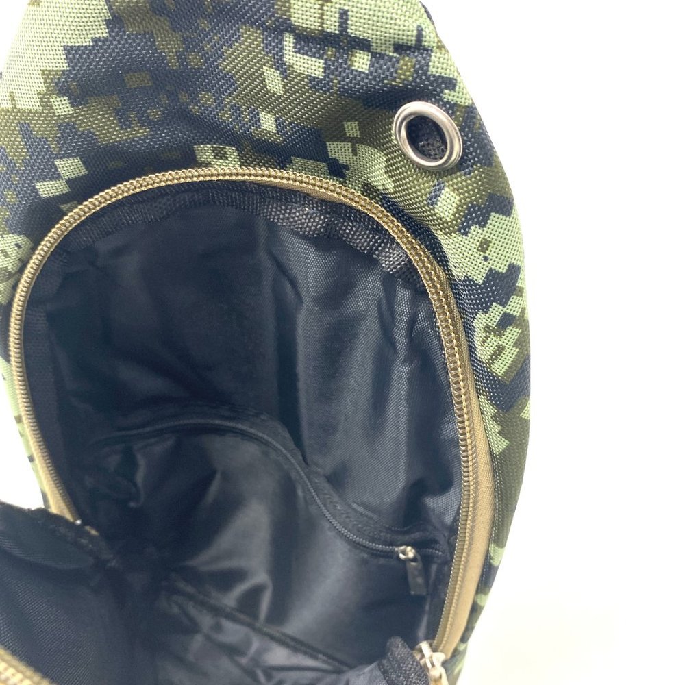 Man's Messenger Bag Poly Sport MB605 HK-197 4 Zippers Cellphone Pouch Camo Green - Picture 4 of 4